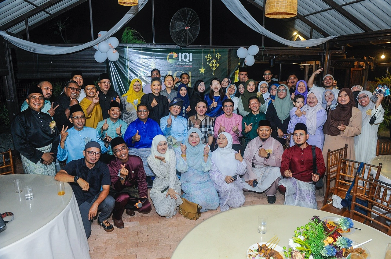 IQI Global agents team celebration trip