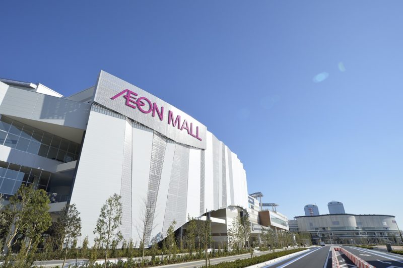 Midday Energy Across Local Commercial Hubs