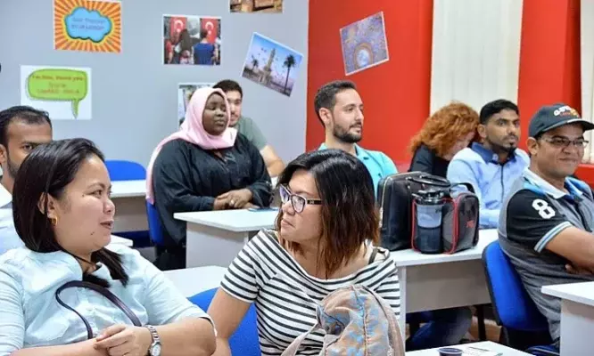 7 Reasons Why You Should Study in Dubai!