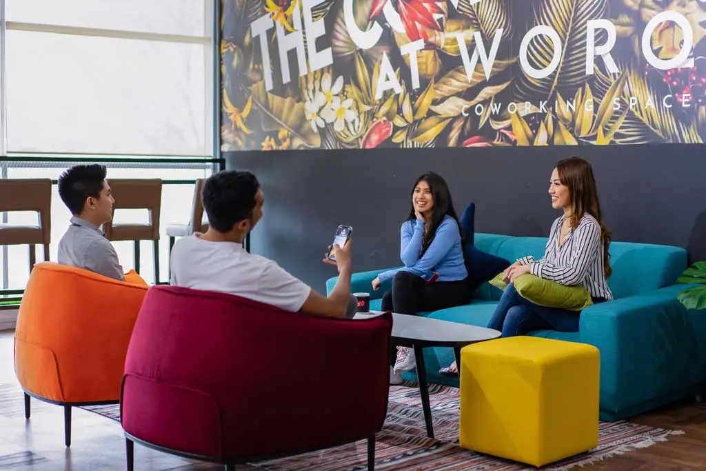 hyrbid working in worq office