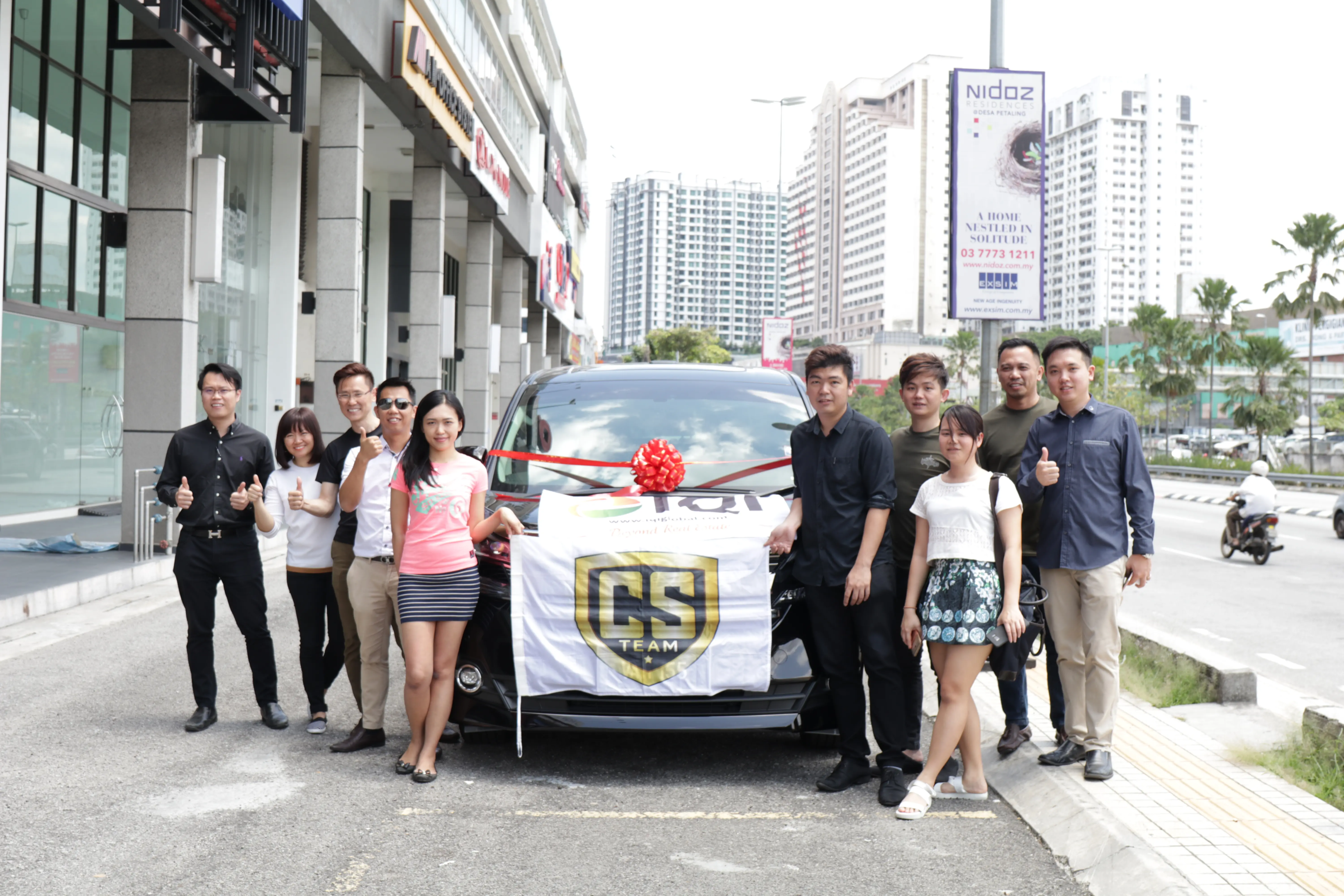 Insentif kereta mewah kepada kumpulan CS