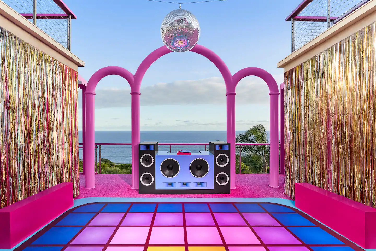 Barbie DreamHouse
