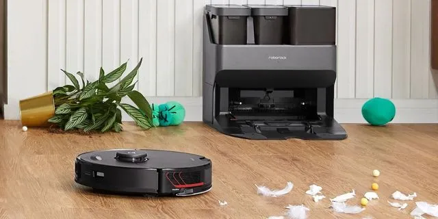 Robot Vacuum Cleaner from Roborock cleaning the mess in a room