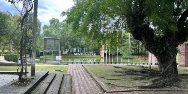 Sentul Park绿油油的环境,许多人沿着 MRT路线 来这里放松
