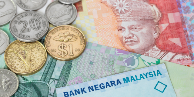 Why Are People Struggling Financially in Malaysia?