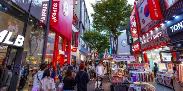 首尔作为韩国首都，凭借优质的高校和企业总部，而成为韩国宜居城市之一。