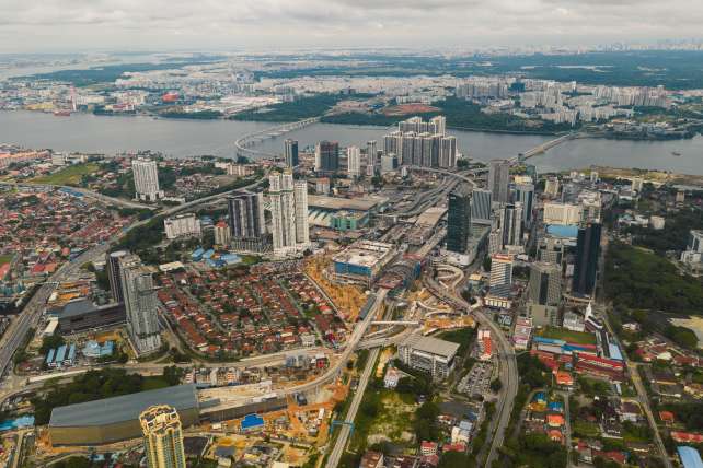 pemandangan dari jarak atas di antara johor dan singapore