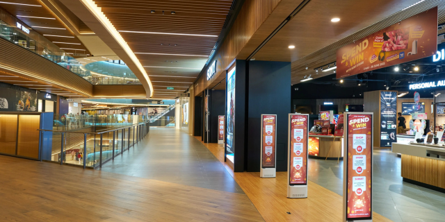 马来西亚武吉免登Lalaport内的零售店面