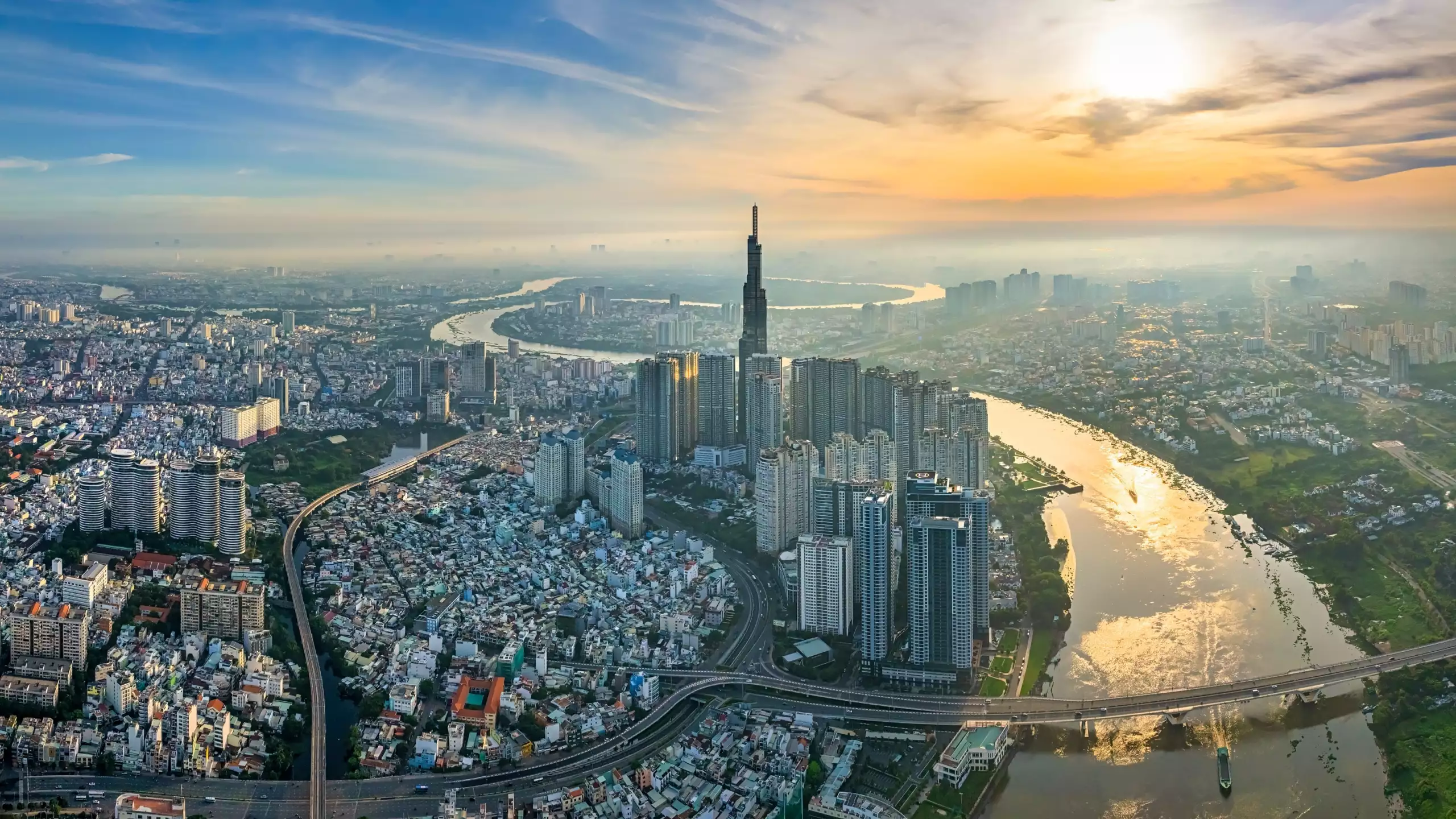 Vietnam’s Market Shows Diverging Trends Between HCMC and Hanoi