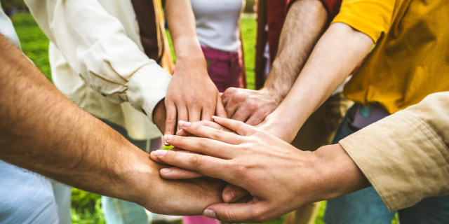 女性当房产中介并不容易，但她们靠自己与平台赢得真正的底气