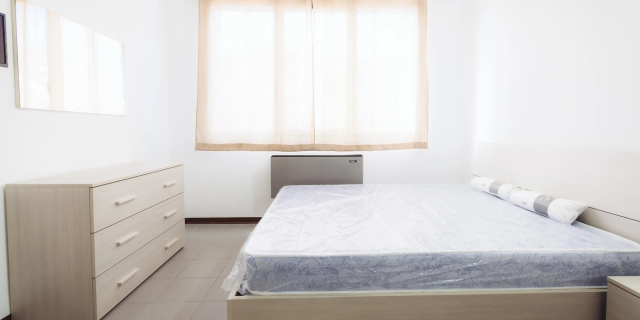 干净的学生公寓卧室