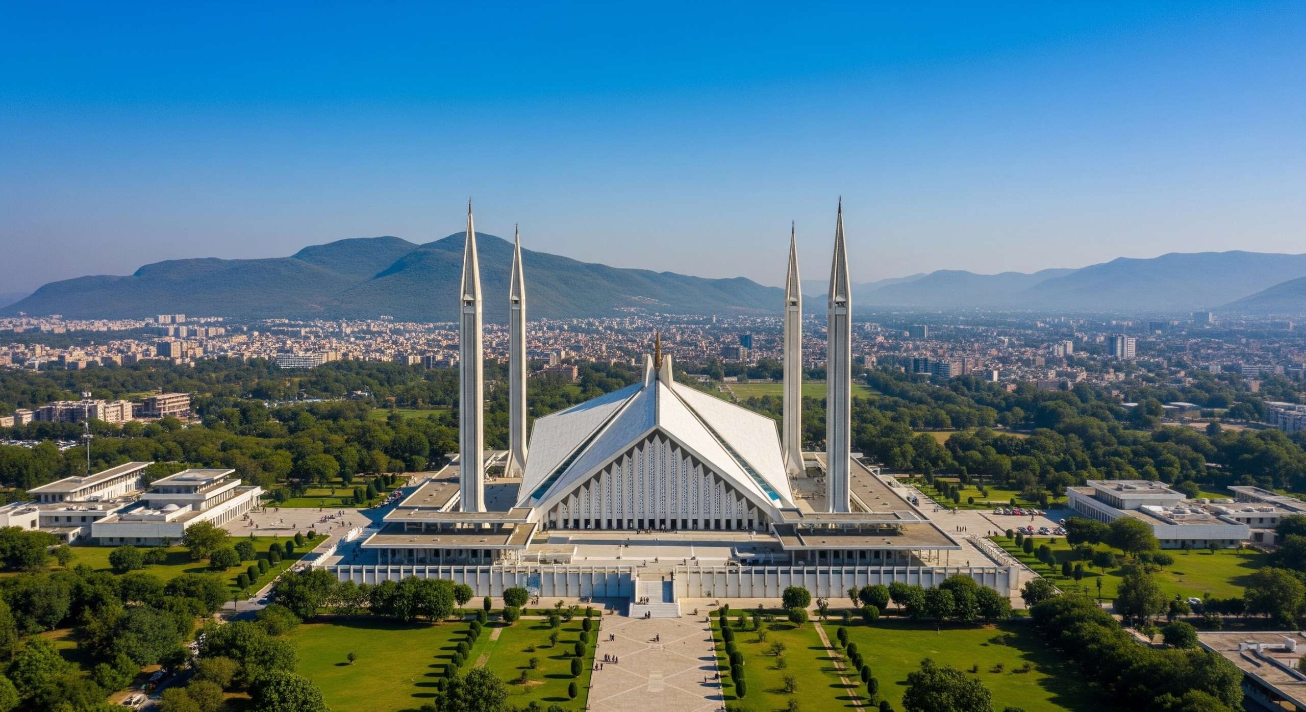 Pakistan Property Market Faces Short-Term Caution but Opens New Investment Opportunities