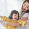 母亲节，不只是感谢：在 IQI，看见妈妈们撑起事业与家庭的力量 