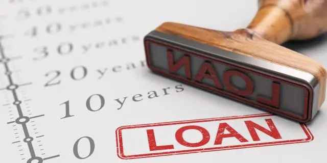 Age and Loan Tenure