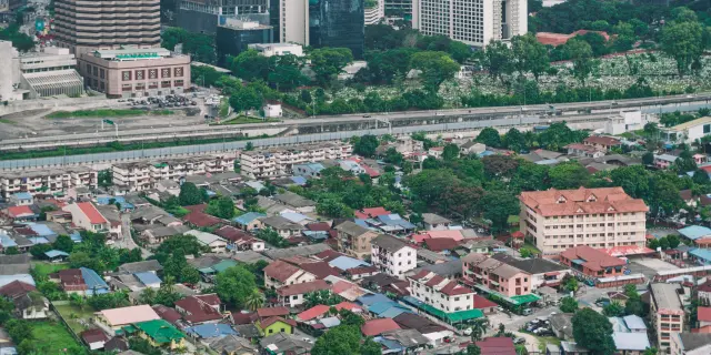 Kawasan perumahan matang dengan kemudahan lengkap dan akses jalan raya yang baik