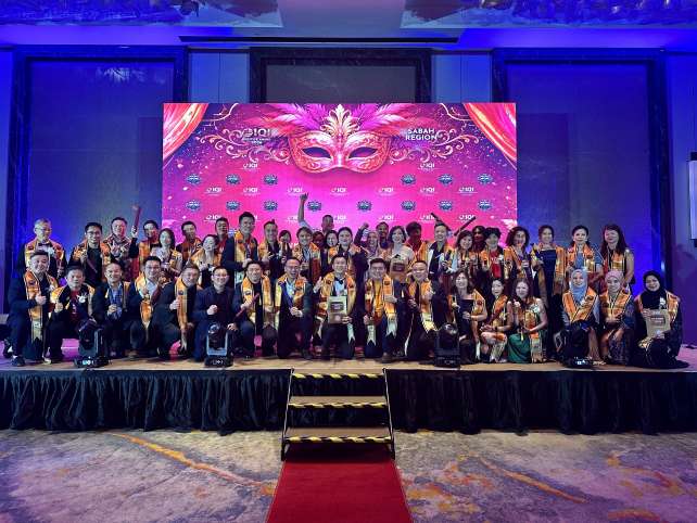 iqi sabah high achievers, photo taken during IQI Global Prestige Award for Sabah region
