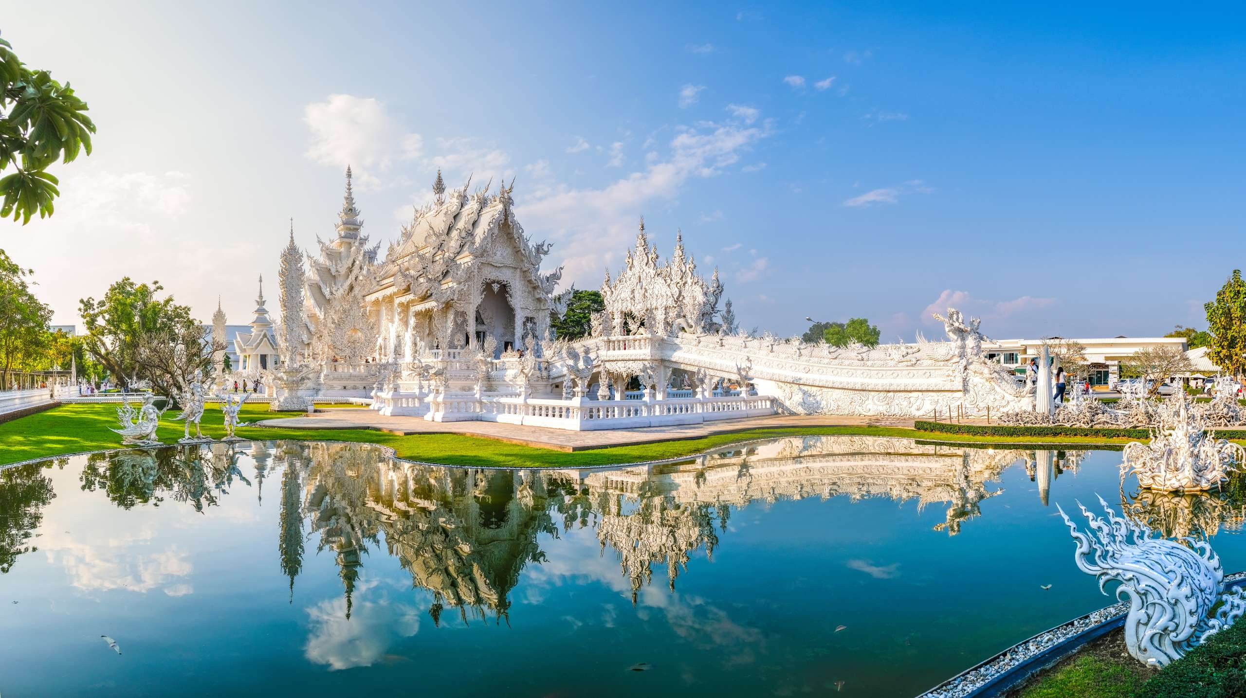 Thailand Property Market October 2026: Luxury Condominiums Lead Bangkok’s Selective Growth